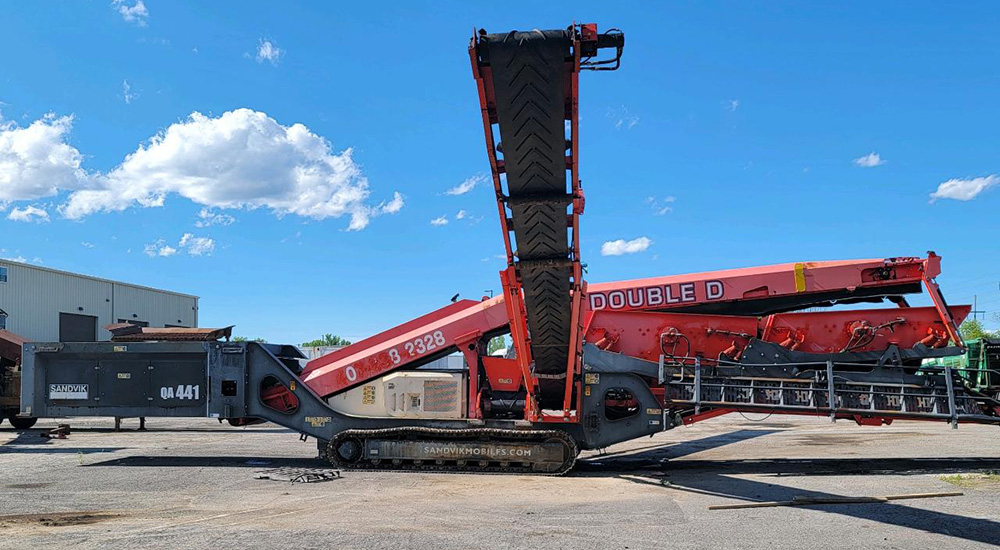 2016 Sandvik 2 Deck 3-Way Split