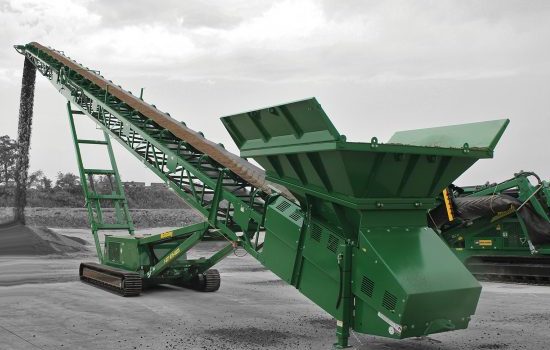 ST100T Tracked Stackers
